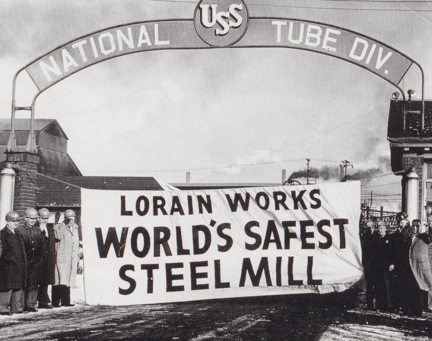 19550301_LPLSar_STEEL_LorainWorksSafety_00015_ACCESS EDIT_EDIT 2